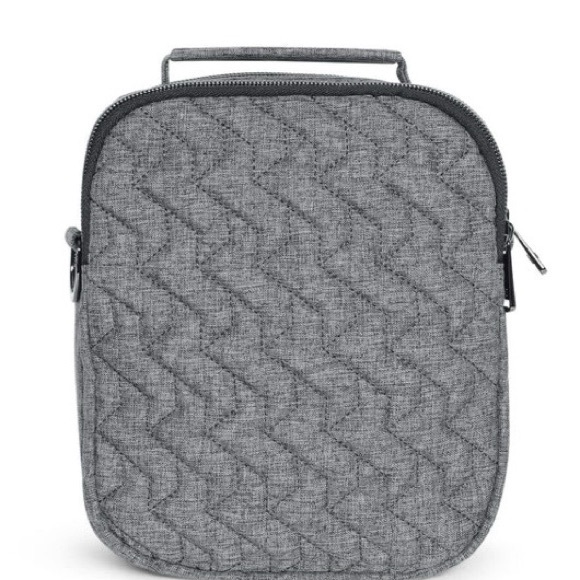 Lug Skeeter Convertible Crossbody - Picture 4 of 5